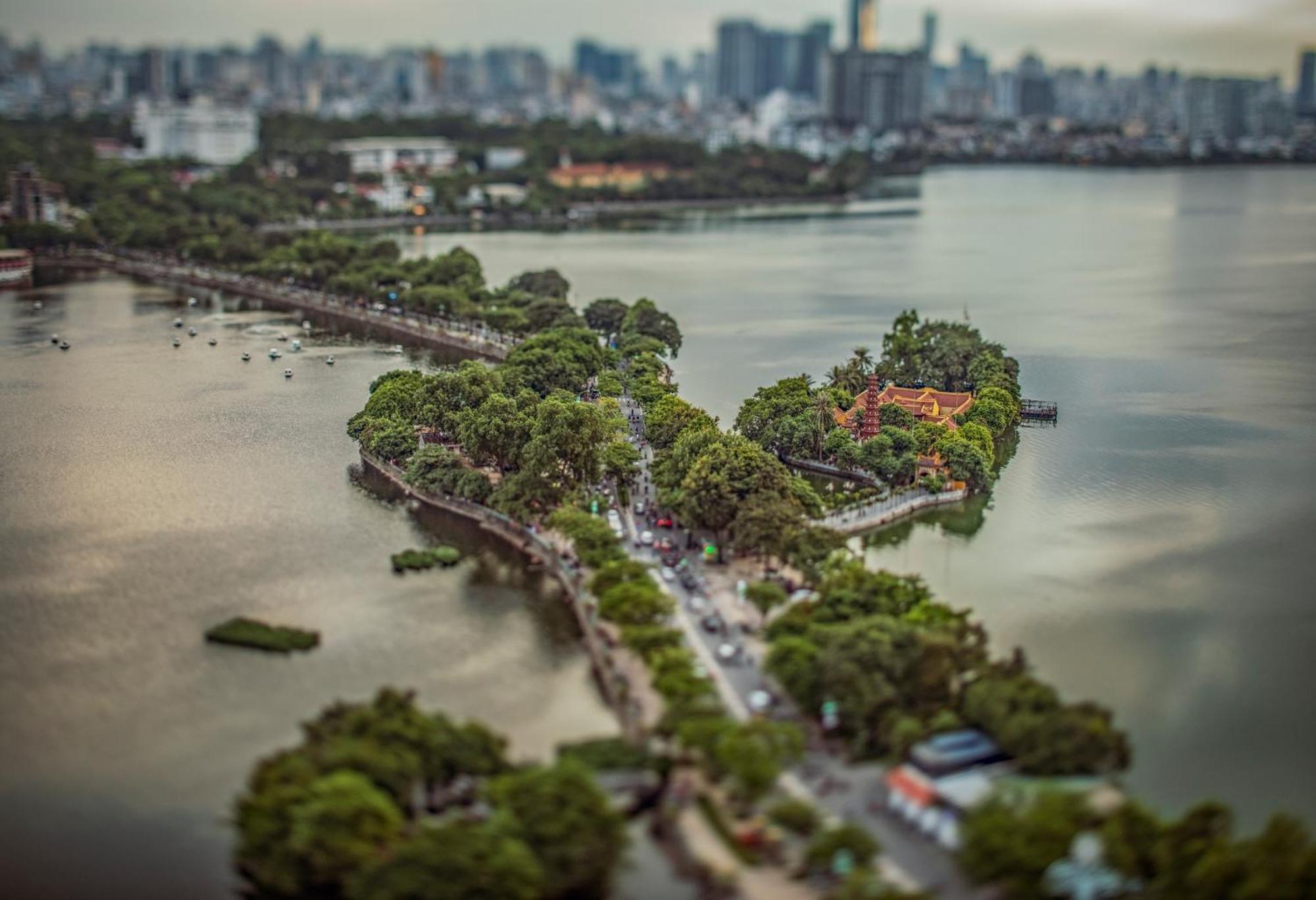 Margaery Boutique Apartment & Skyon9 Rooftop Bar - Hanoi — Photos 1